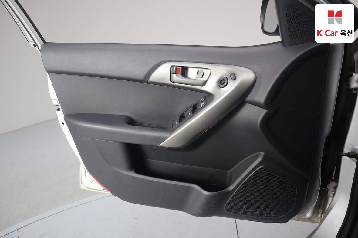 Kia Forte 2009 - Image 8