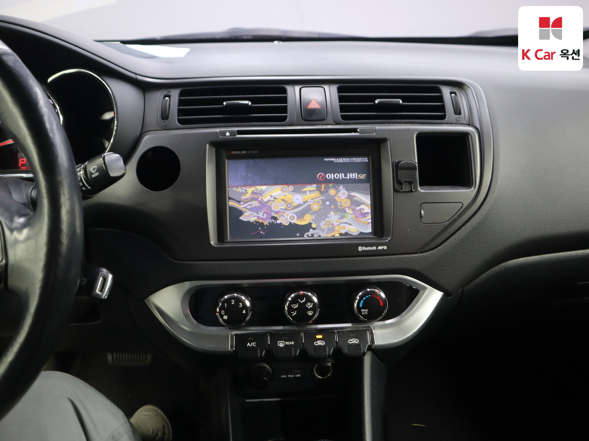 Kia Pride 2014 - Image 6