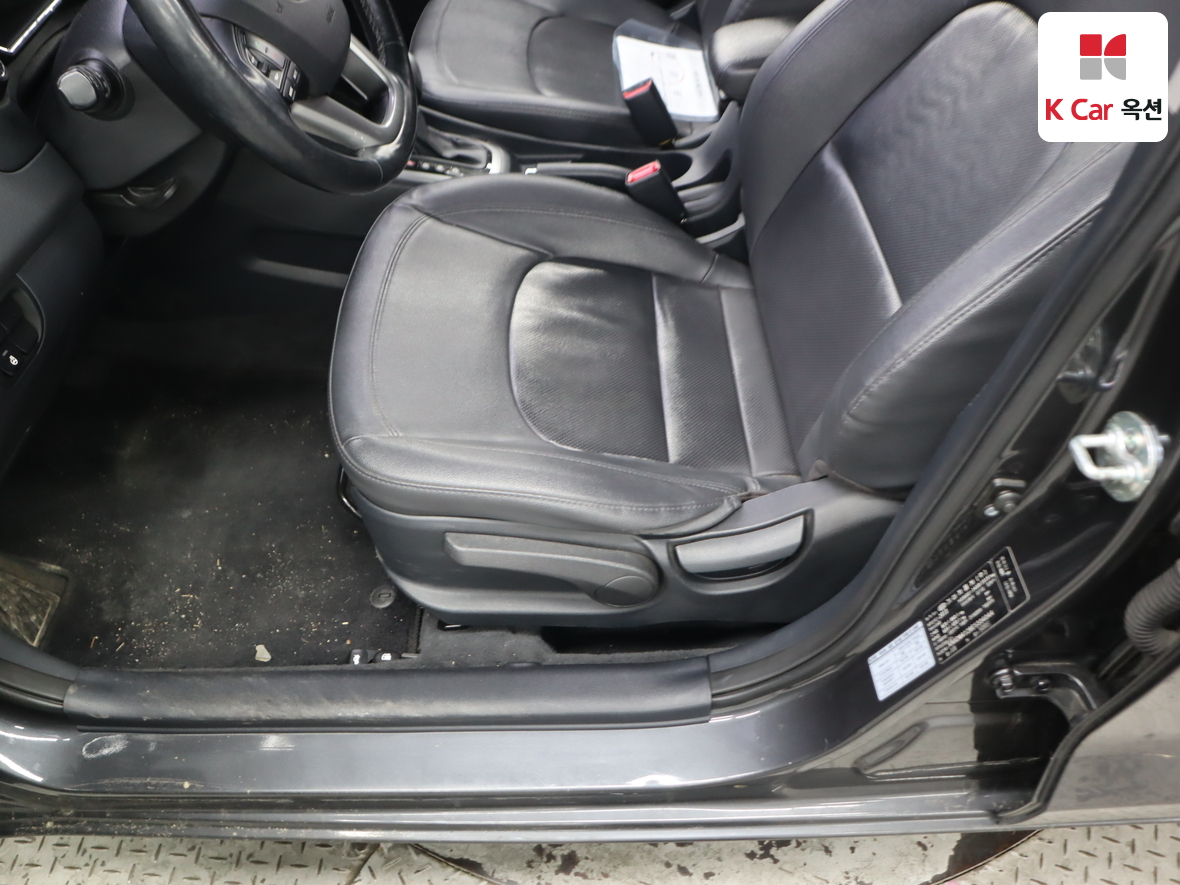 Kia Pride 2014 - Image 17