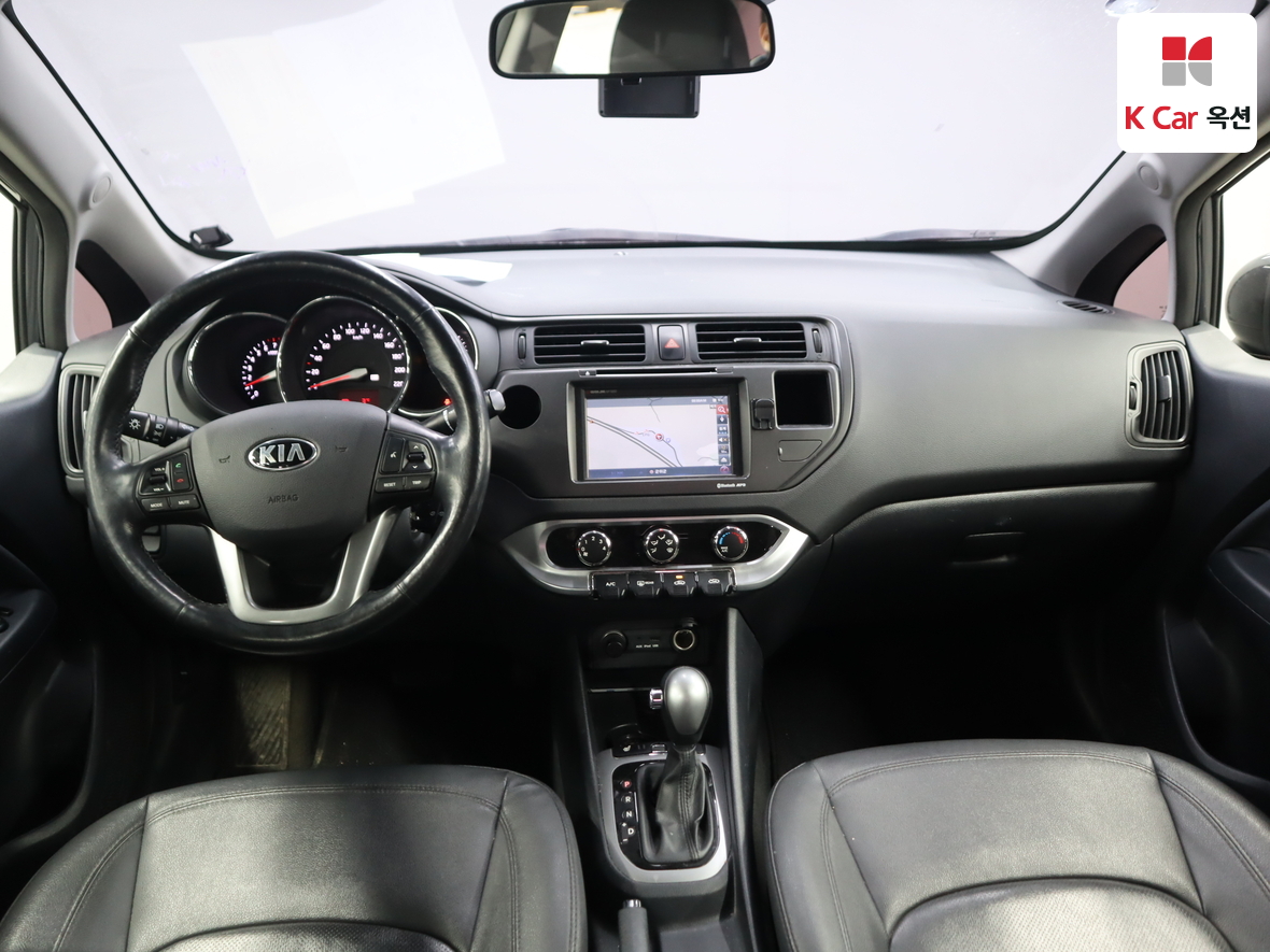 Kia Pride 2014 - Image 3