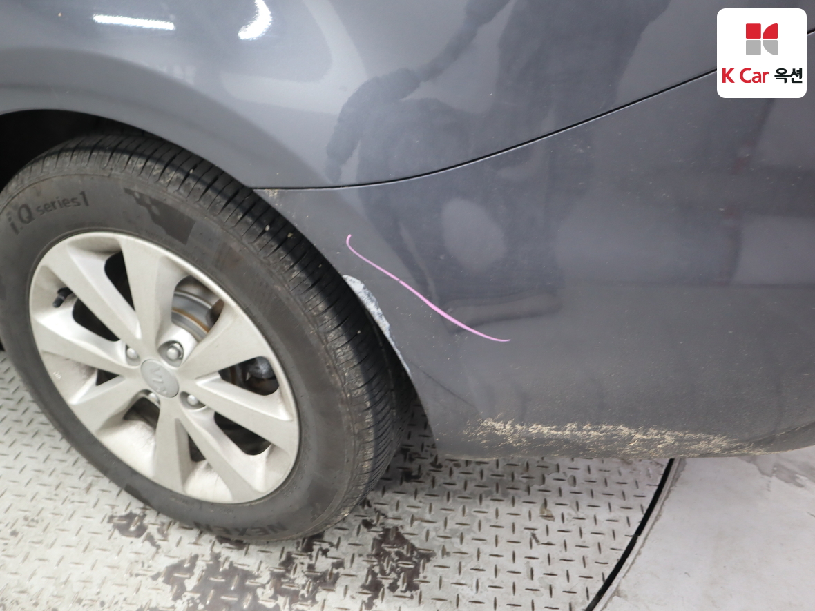 Kia Pride 2014 - Image 36