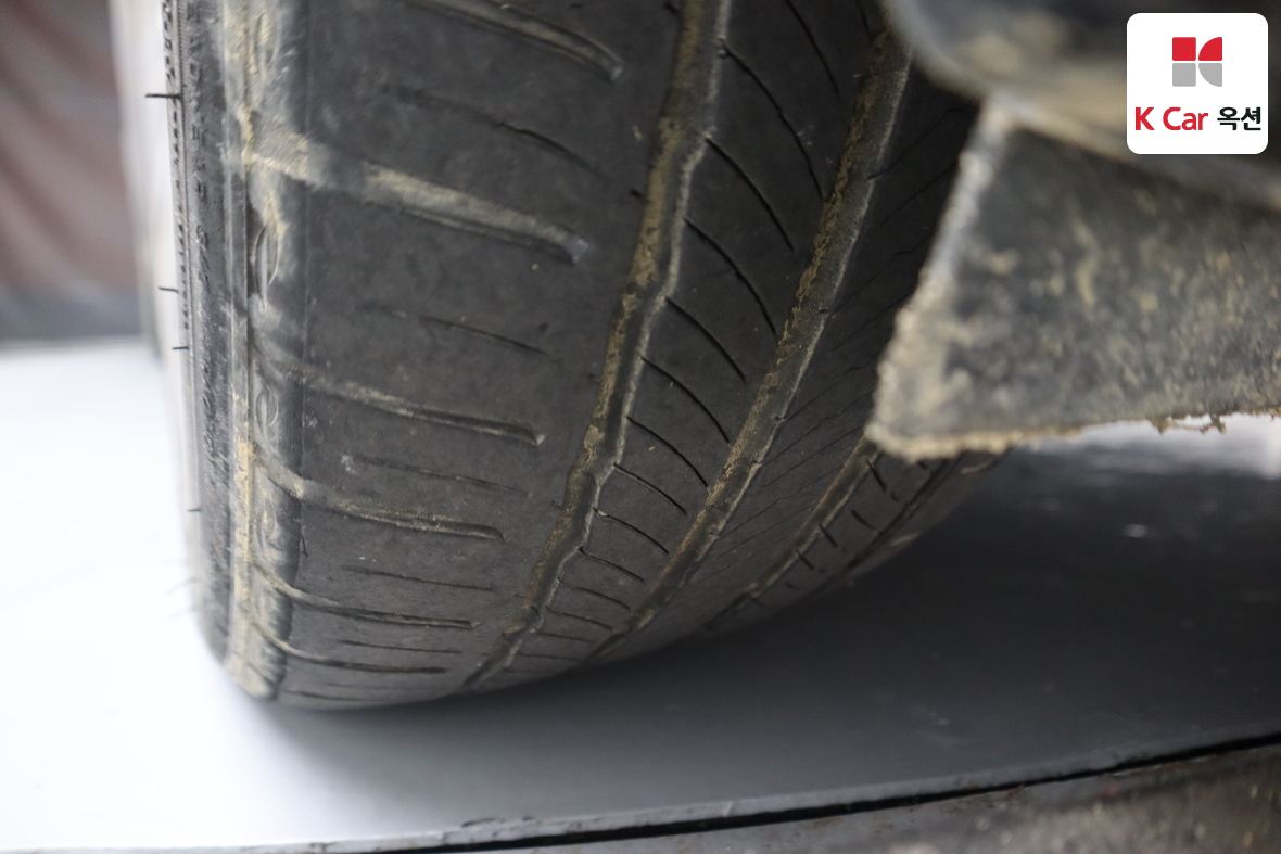 Hyundai Genesis 2016 - Image 38