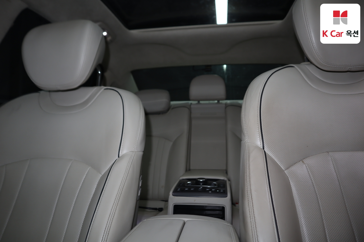 Hyundai Genesis 2016 - Image 20