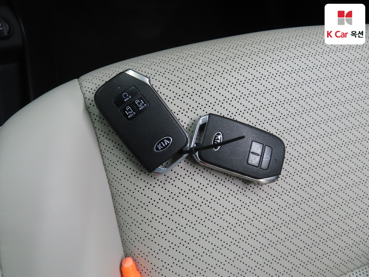 Kia Carnival 2021 - Image 17