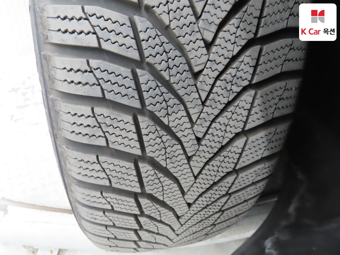 Kia Carnival 2021 - Image 33