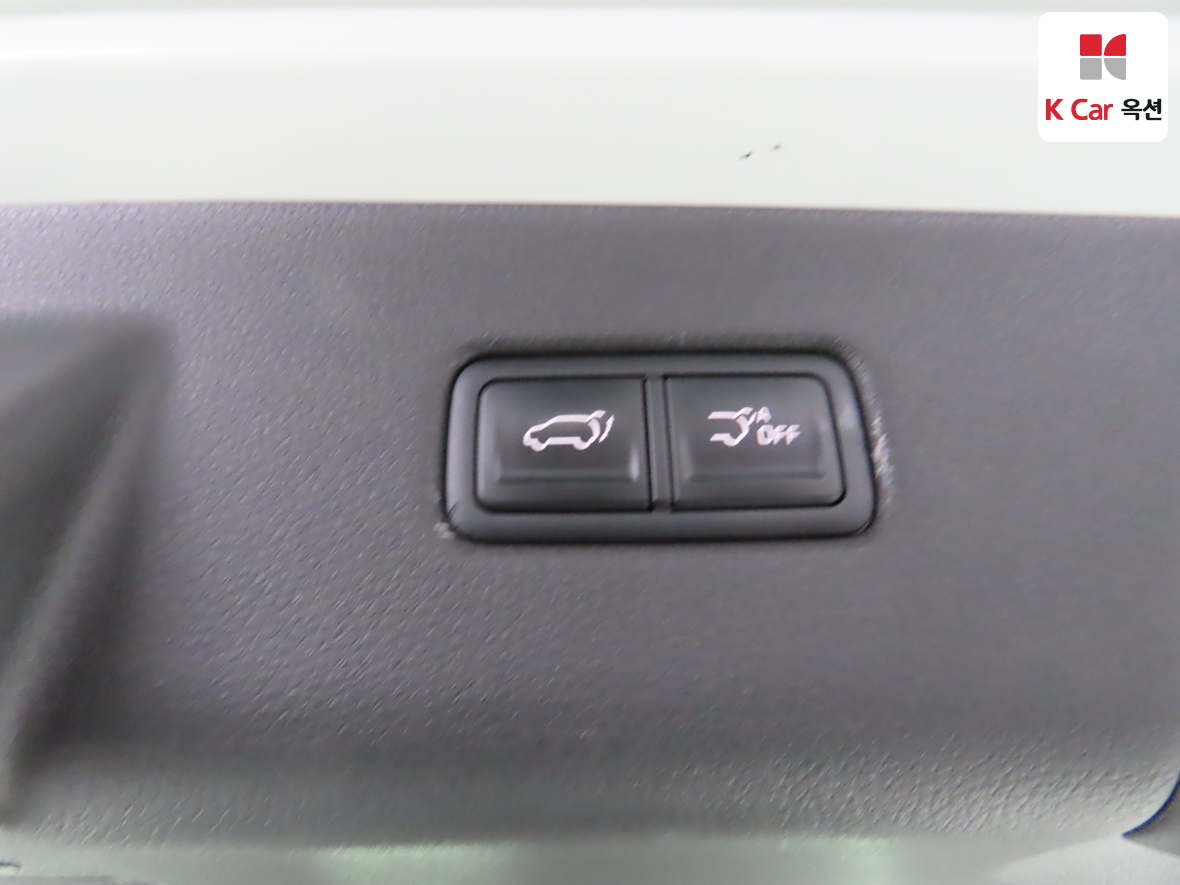 Kia Carnival 2021 - Image 28