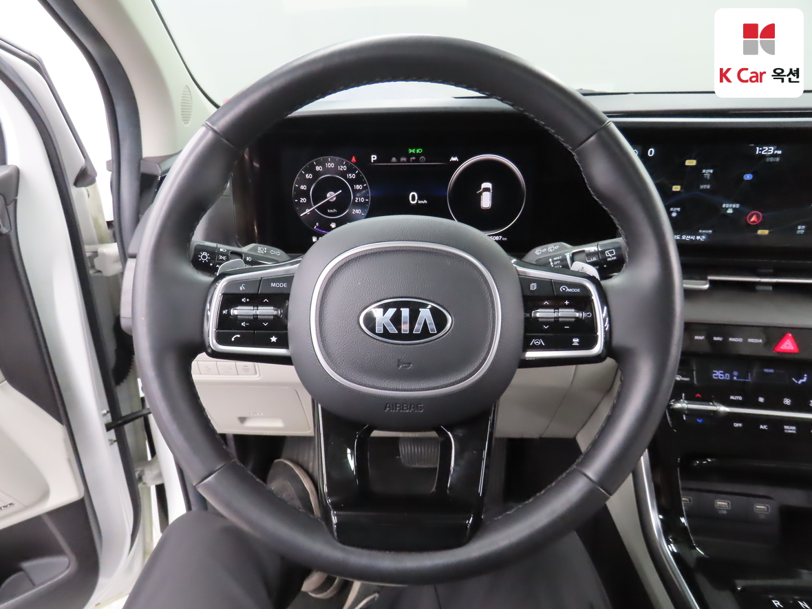 Kia Carnival 2021 - Image 10