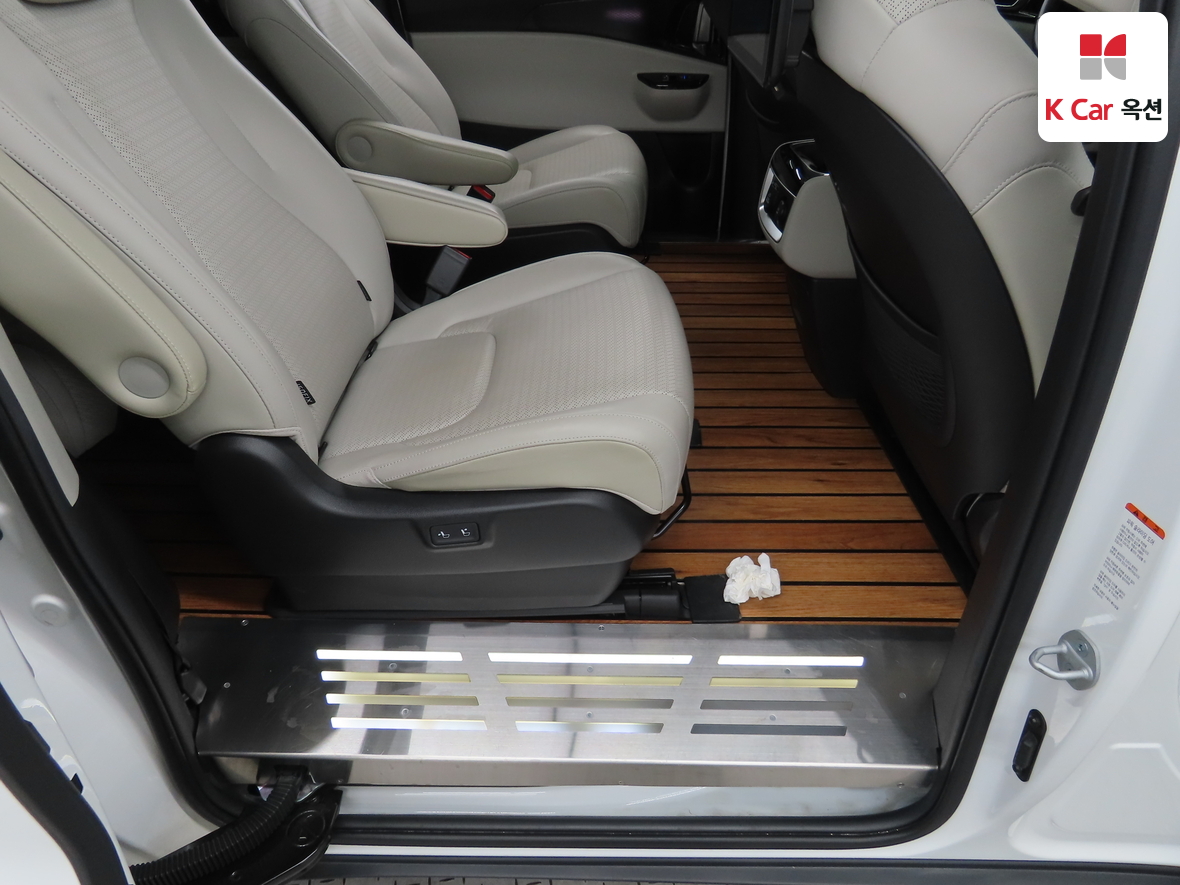 Kia Carnival 2021 - Image 29