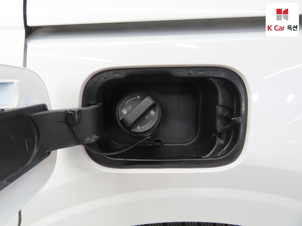 Kia Carnival 2021 - Image 24