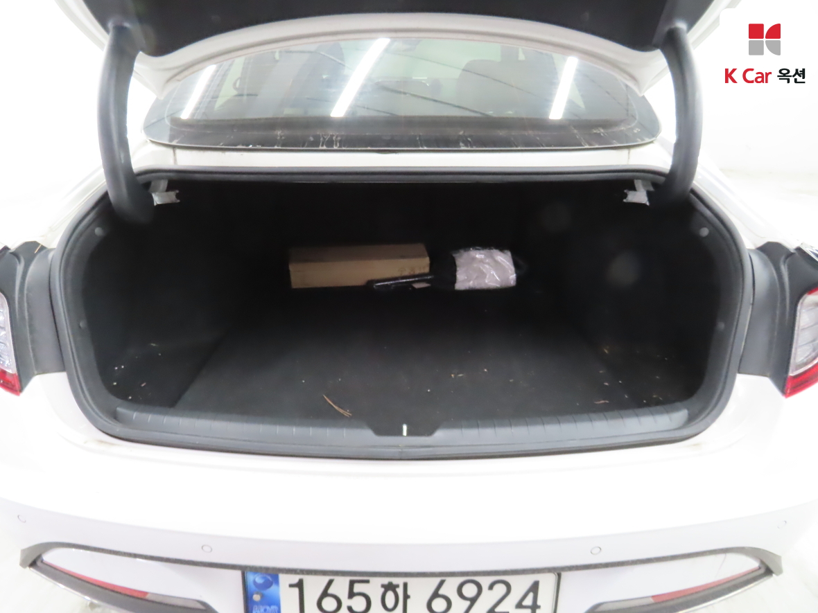 Hyundai Sonata 2022 - Image 25