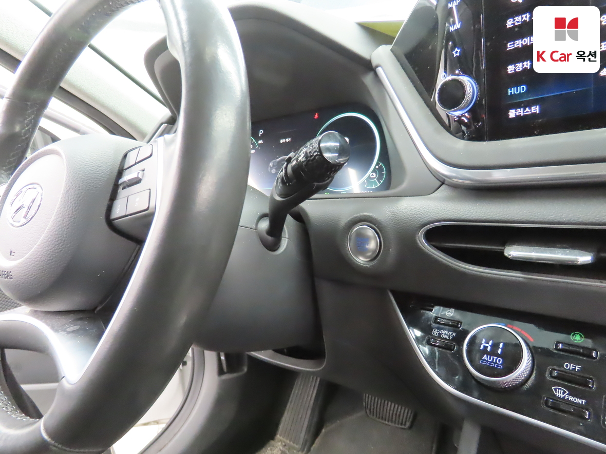 Hyundai Sonata 2022 - Image 11