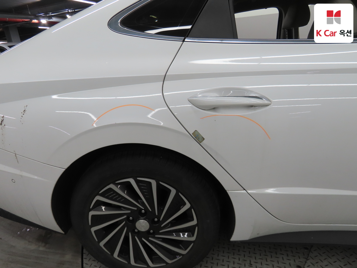 Hyundai Sonata 2022 - Image 39