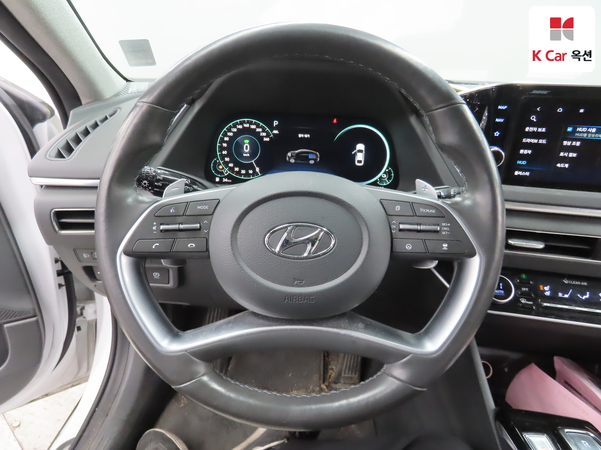 Hyundai Sonata 2022 - Image 10