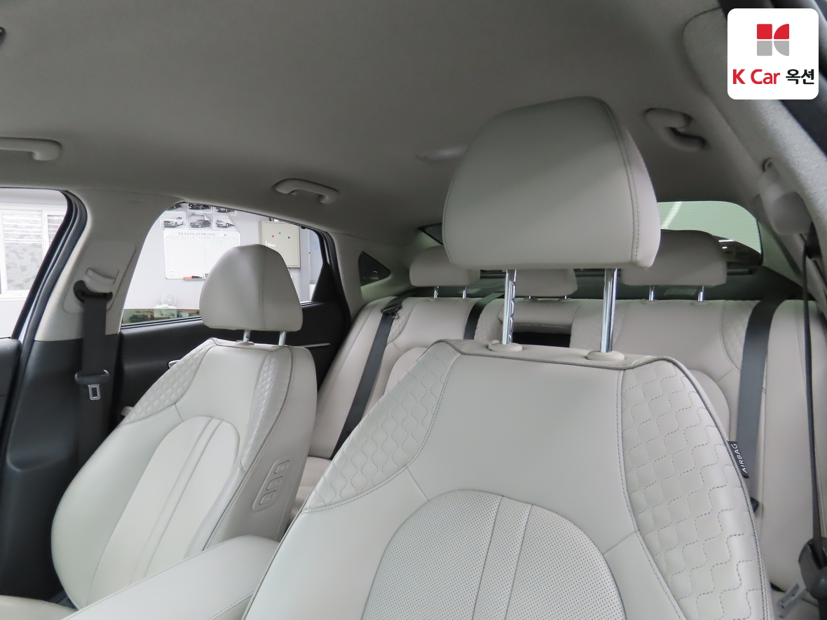 Hyundai Sonata 2022 - Image 19