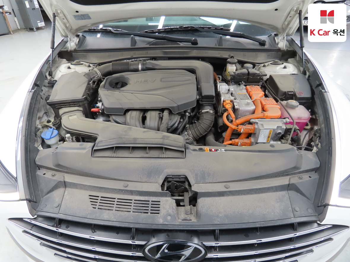 Hyundai Sonata 2022 - Image 32