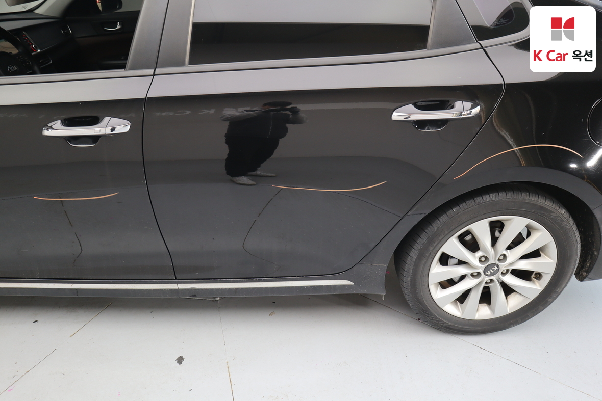 Kia K5 2016 - Image 38