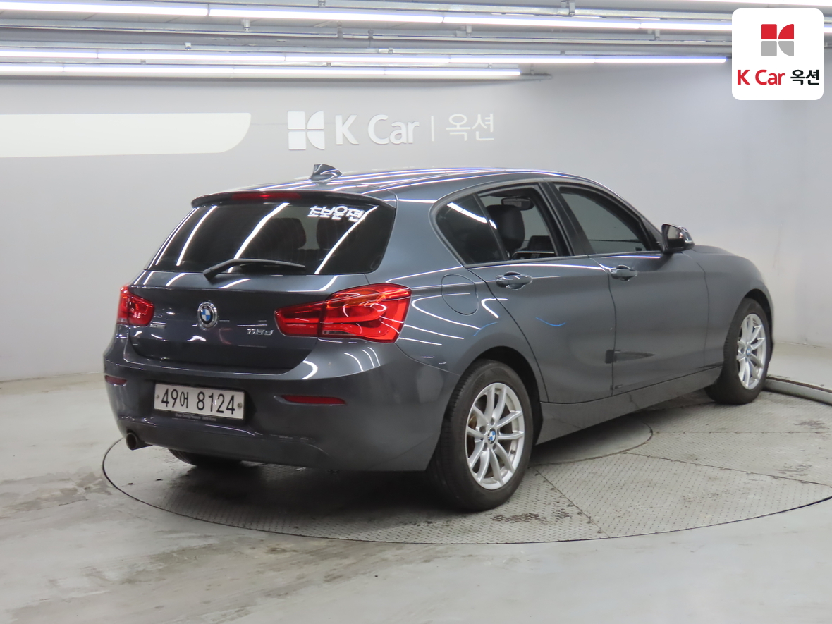BMW 1 Series 2018 - Image 2