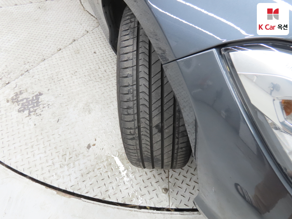 BMW 1 Series 2018 - Image 31