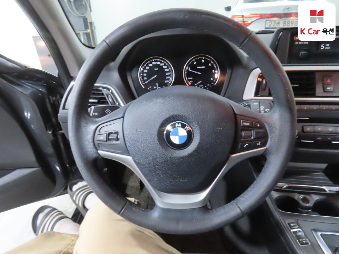 BMW 1 Series 2018 - Image 10