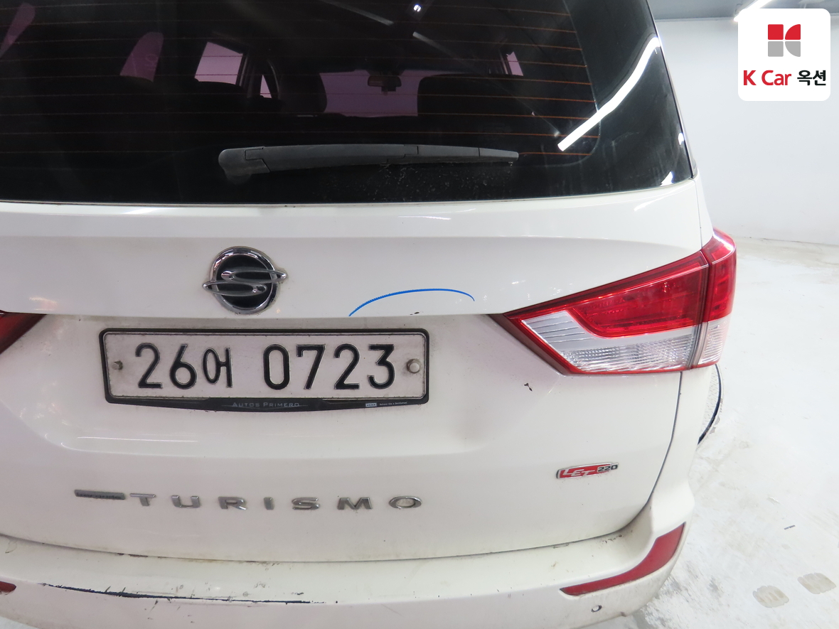 سانج يونج كوراندو توريزمو 2016 - صورة 44