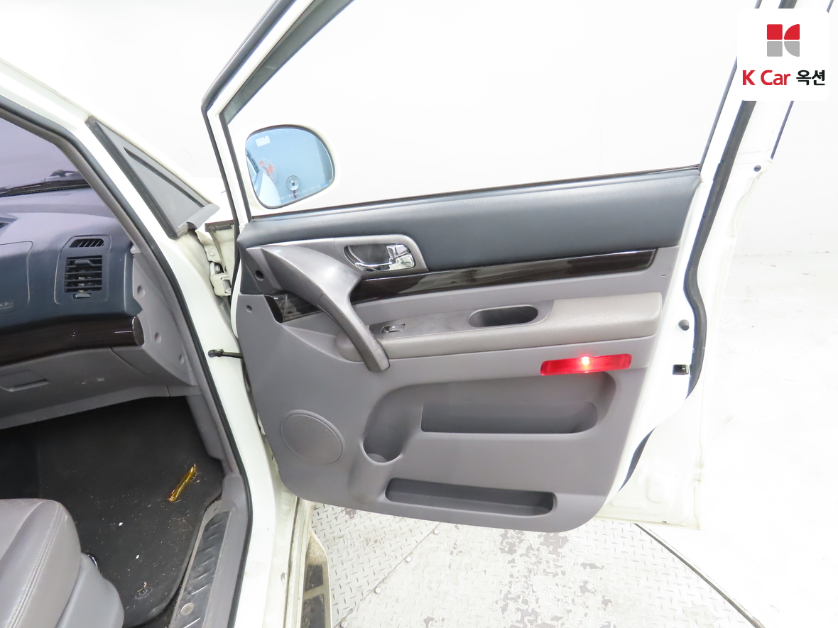 سانج يونج كوراندو توريزمو 2016 - صورة 31