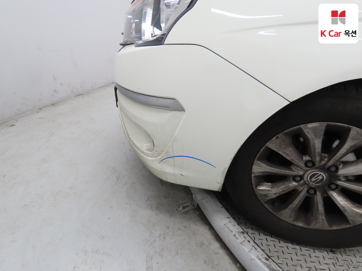 سانج يونج كوراندو توريزمو 2016 - صورة 40