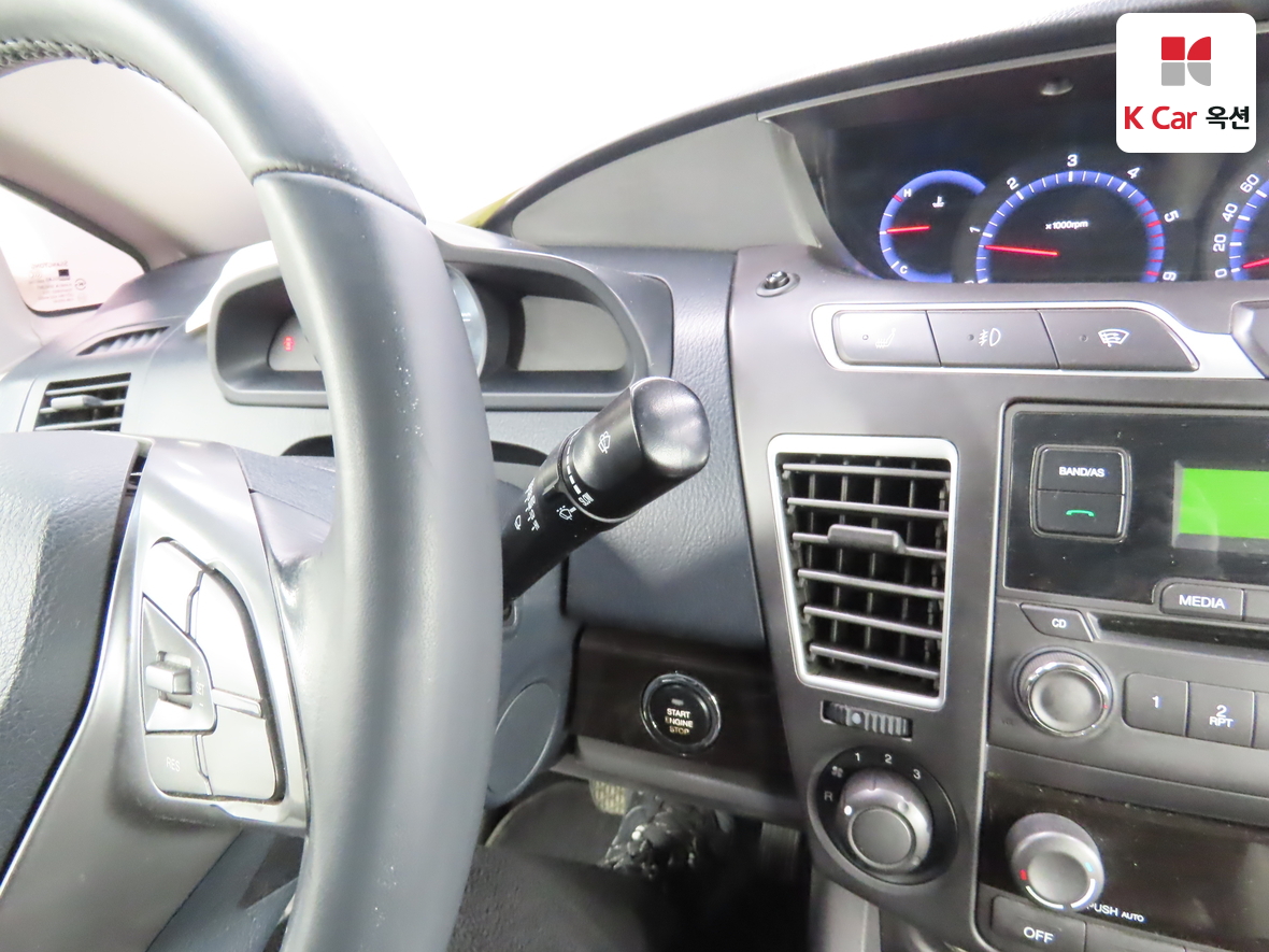 سانج يونج كوراندو توريزمو 2016 - صورة 11