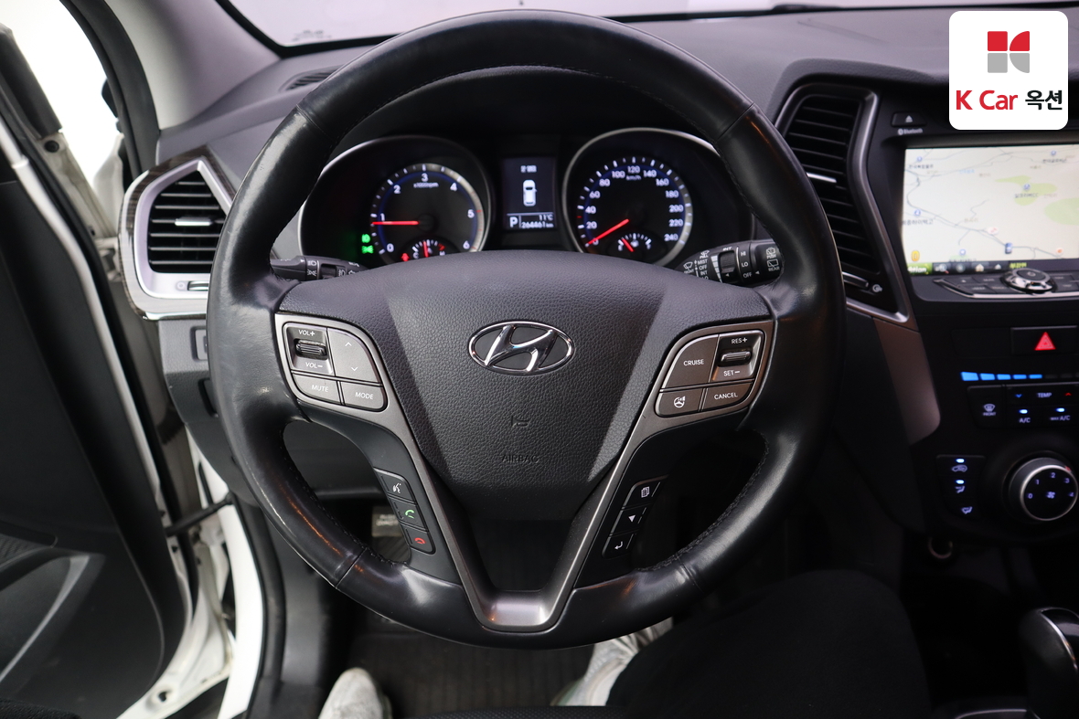 هيونداي سانتافي 2013 - صورة 10