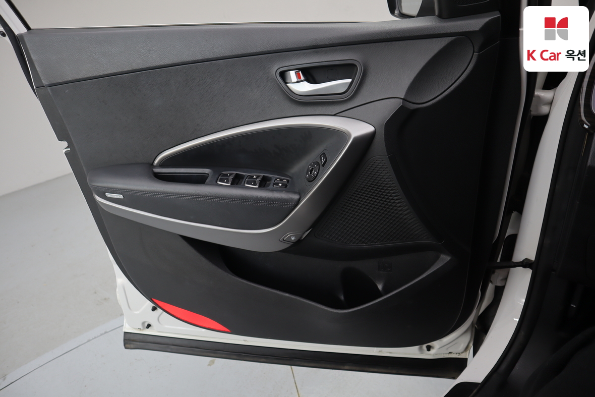 هيونداي سانتافي 2013 - صورة 8