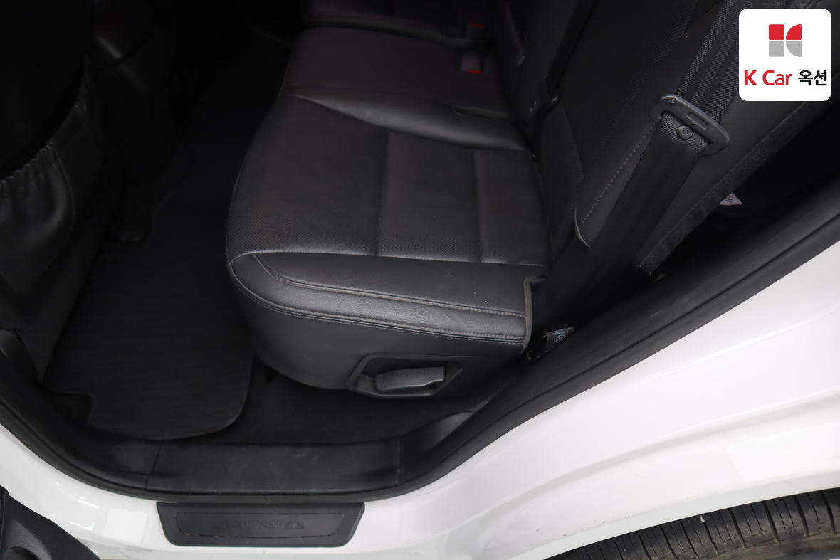 هيونداي سانتافي 2013 - صورة 21