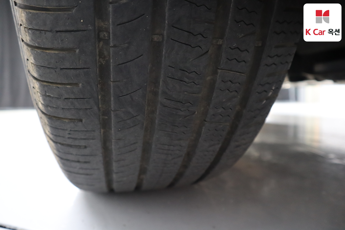 هيونداي سانتافي 2013 - صورة 30