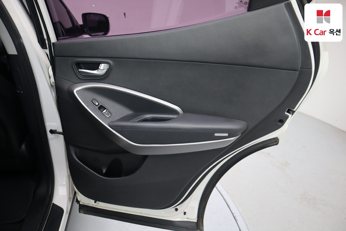 هيونداي سانتافي 2013 - صورة 25