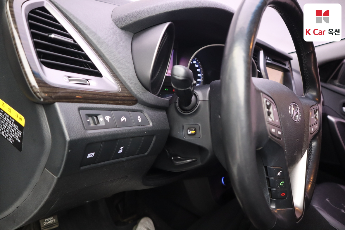 هيونداي سانتافي 2013 - صورة 9