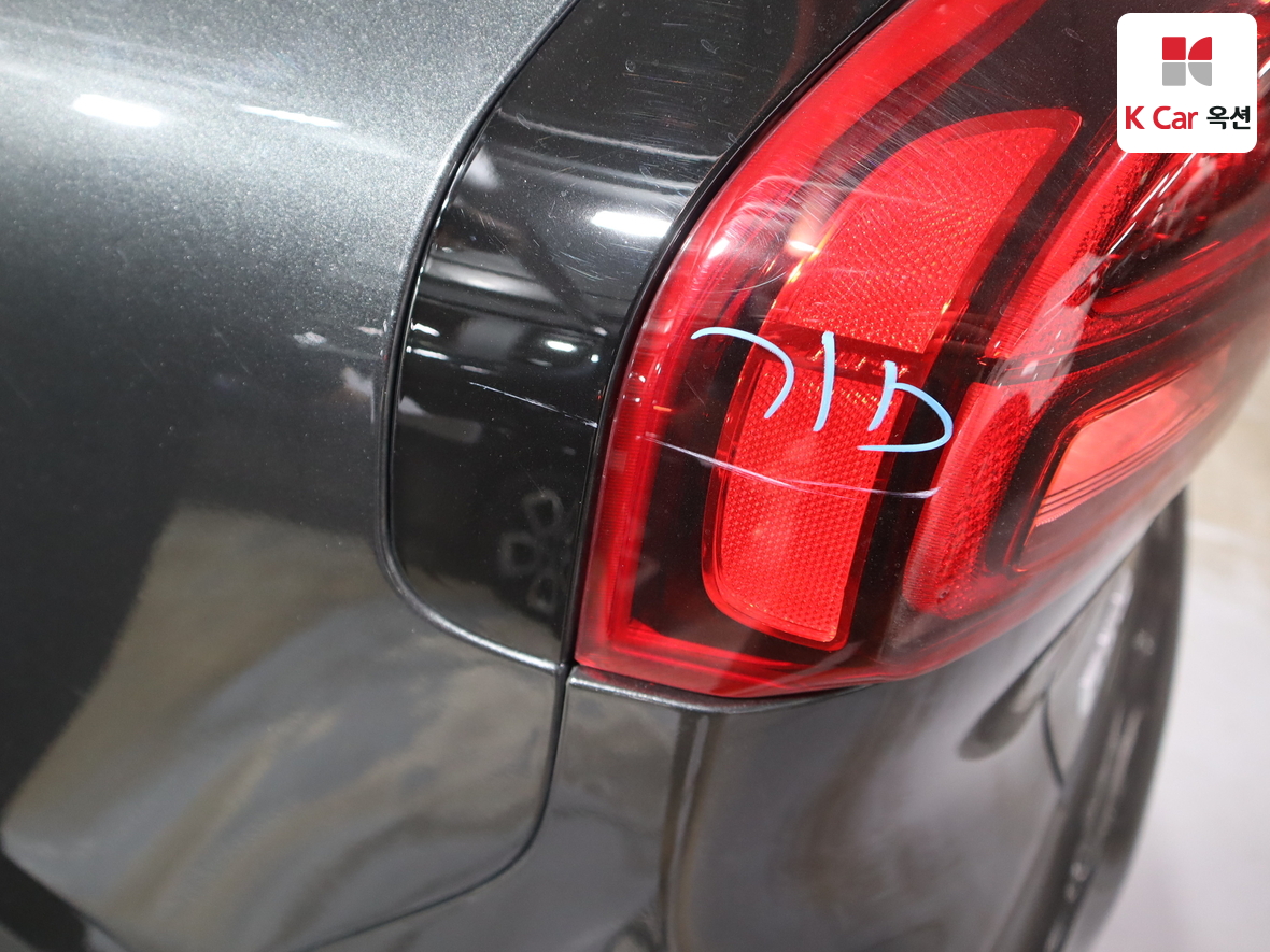 كيا نيرو 2022 - صورة 37