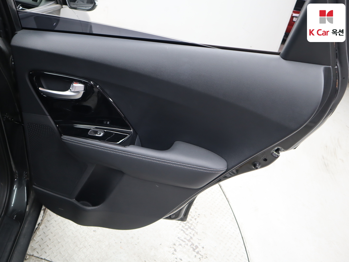 كيا نيرو 2022 - صورة 26