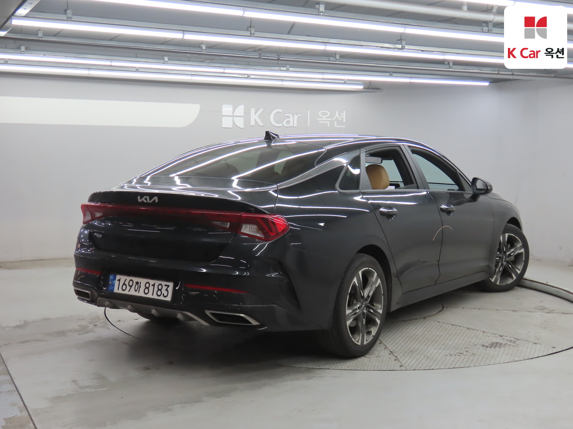 Kia K5 2022 - Image 2