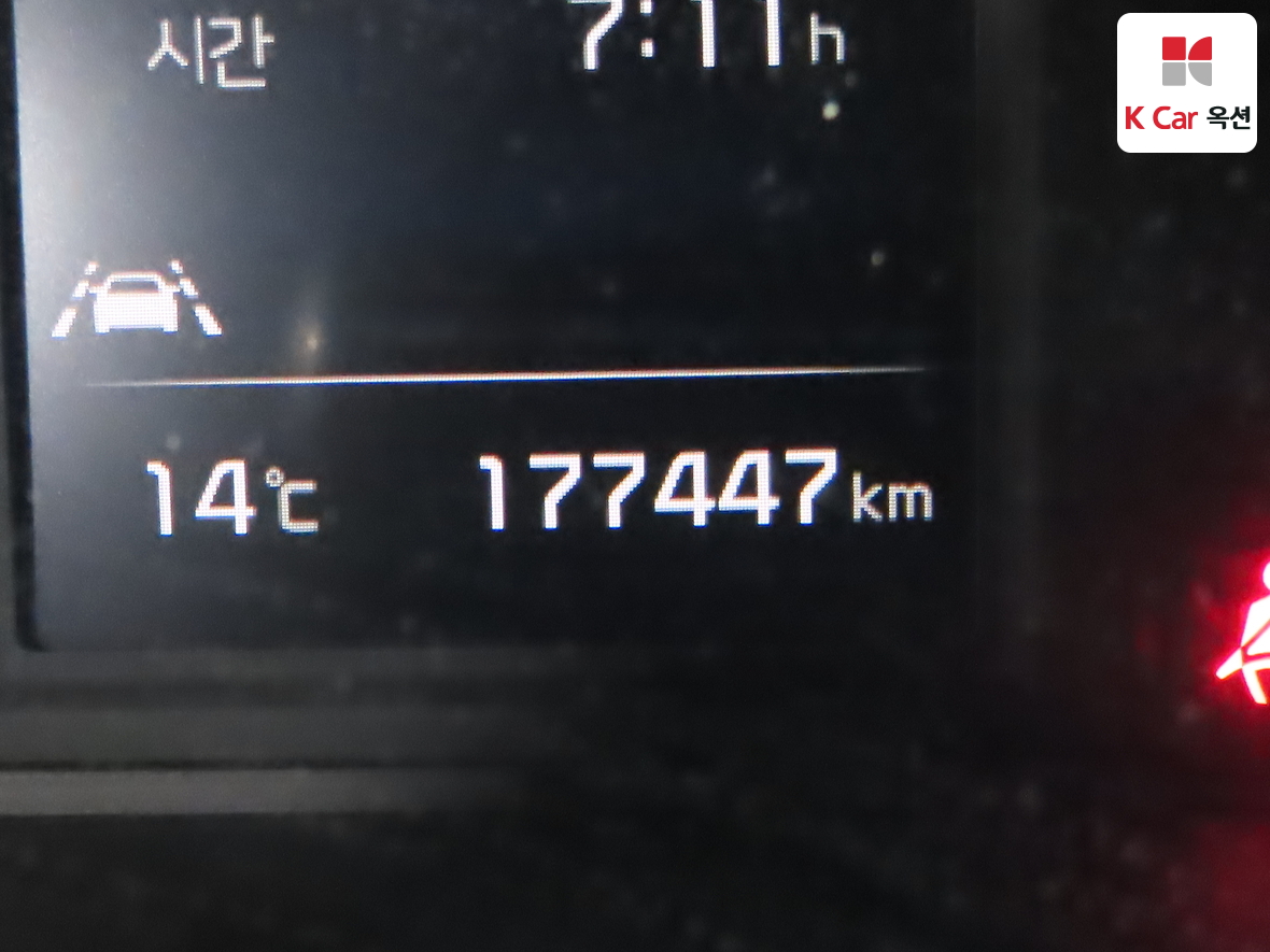 Kia K5 2022 - Image 4