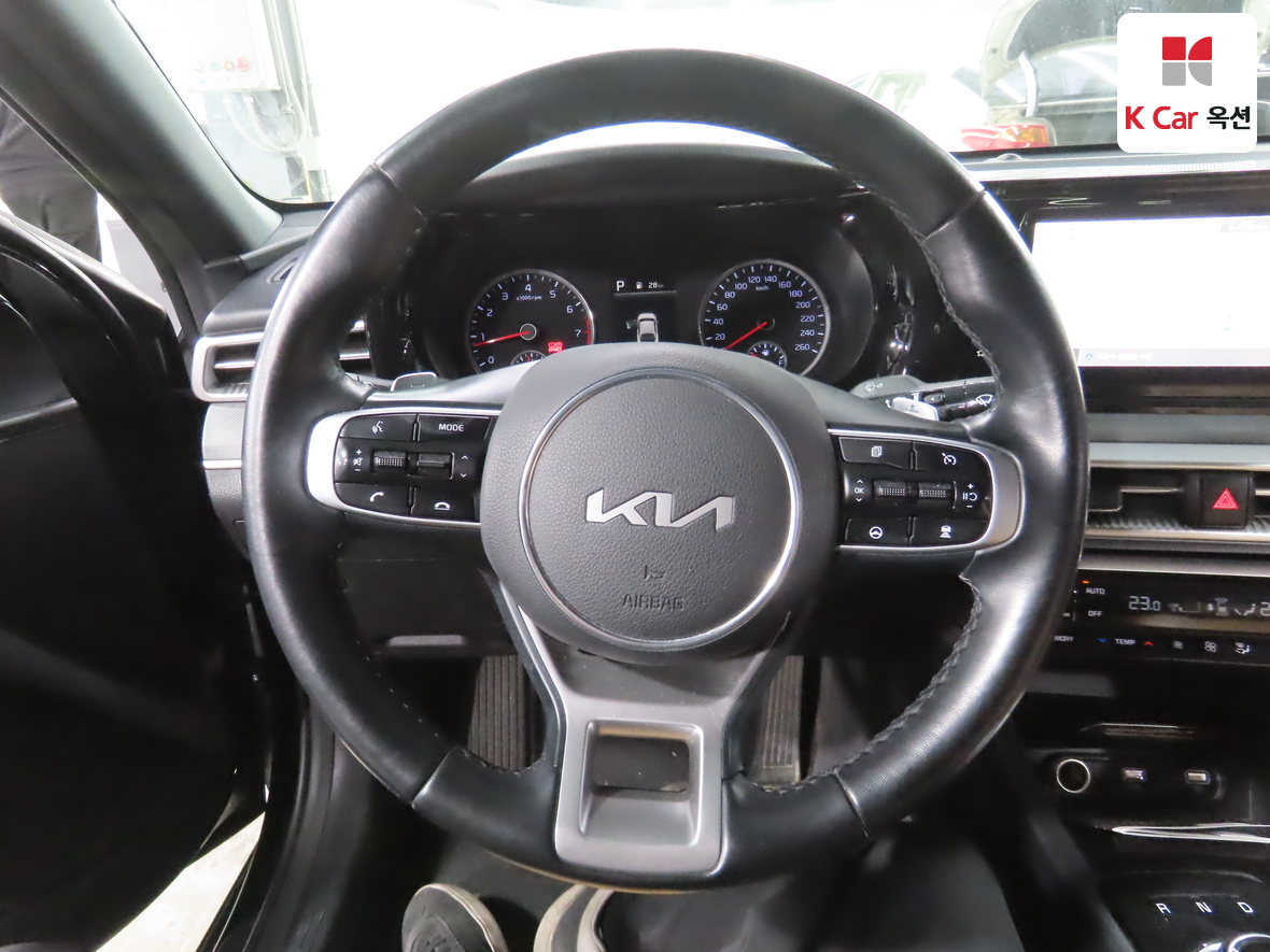 Kia K5 2022 - Image 10