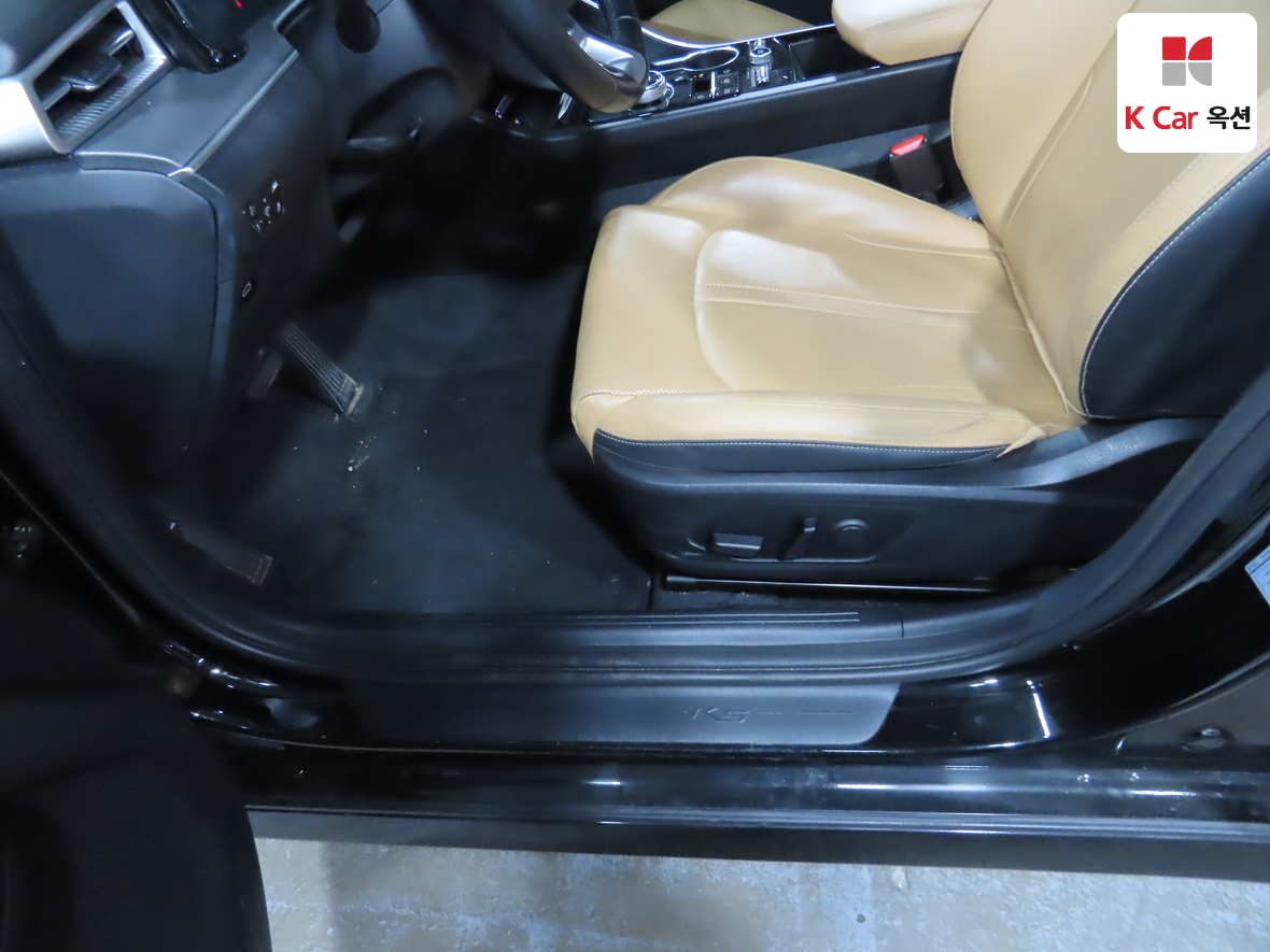 Kia K5 2022 - Image 18