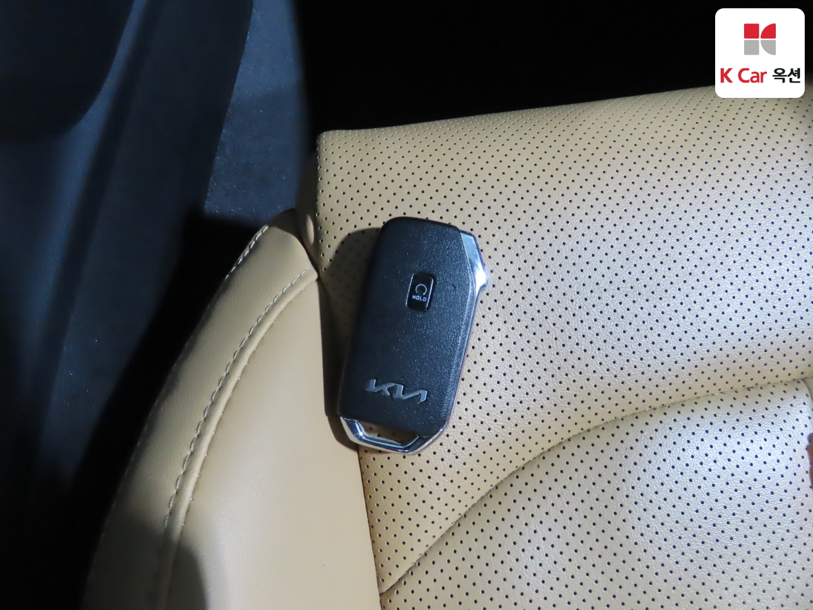 Kia K5 2022 - Image 17