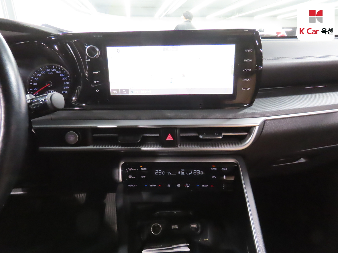 Kia K5 2022 - Image 6