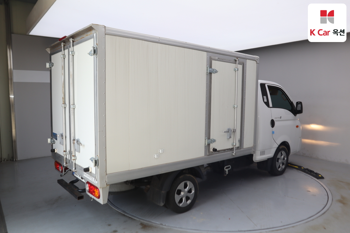Hyundai Porter 2024 - Image 2