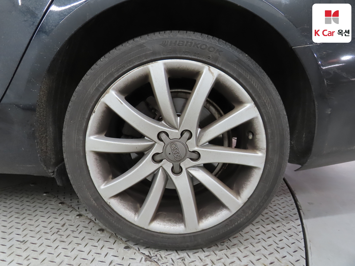 아우디 A4 2014 - 이미지 43