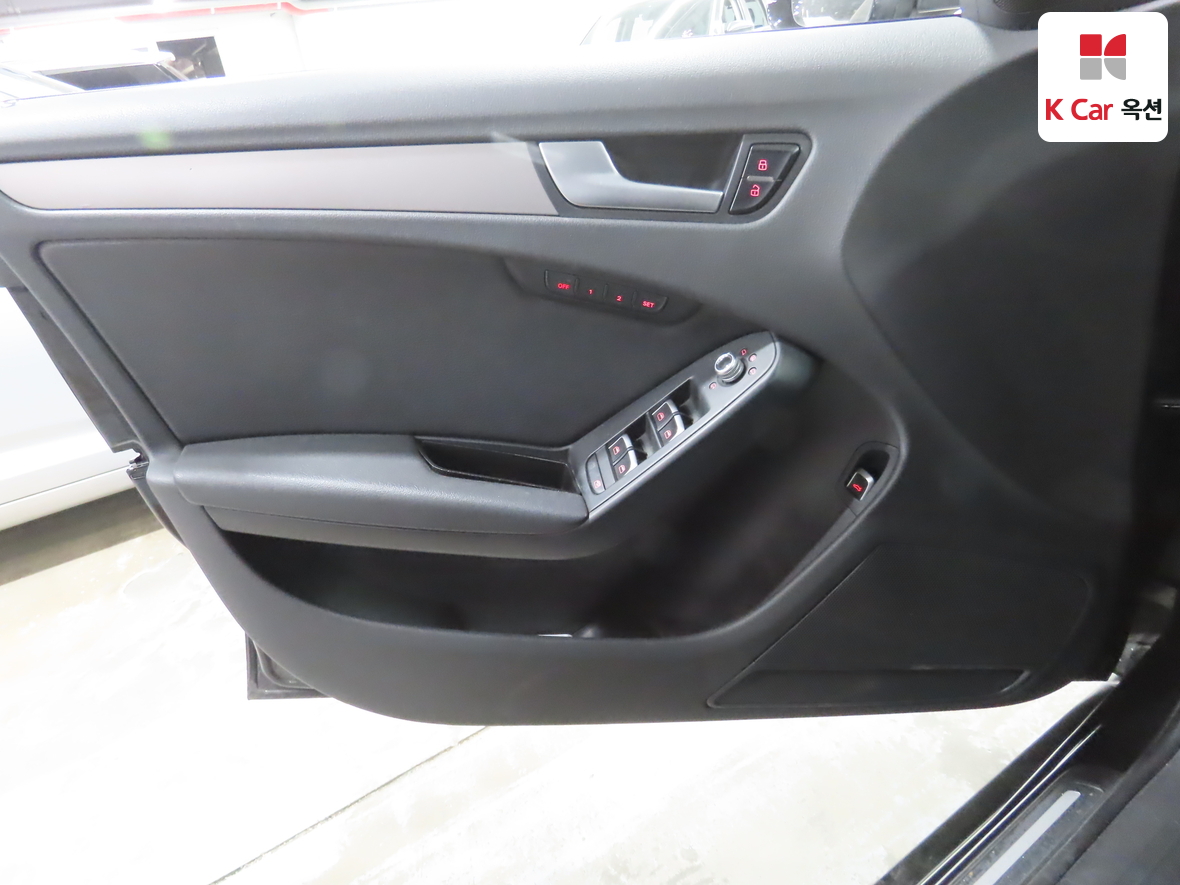 아우디 A4 2014 - 이미지 8