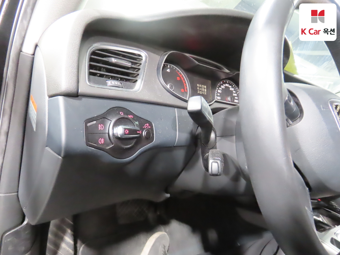 아우디 A4 2014 - 이미지 9