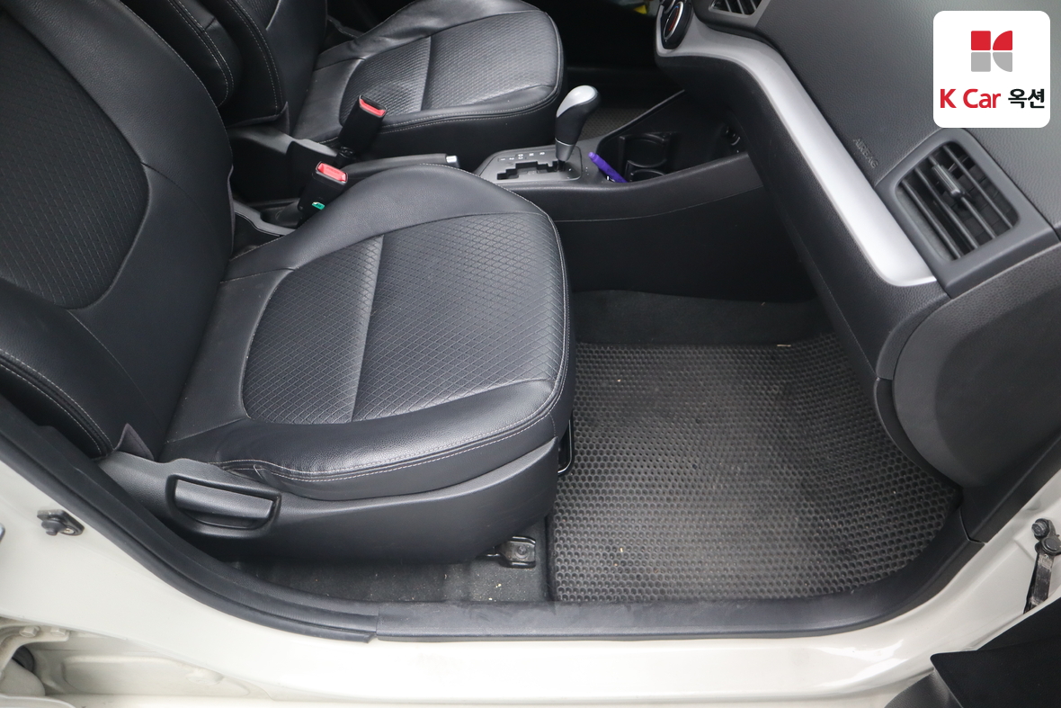 Kia Morning 2012 - Image 29