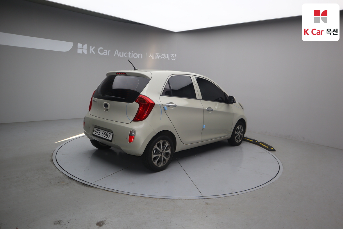 Kia Morning 2012 - Image 2