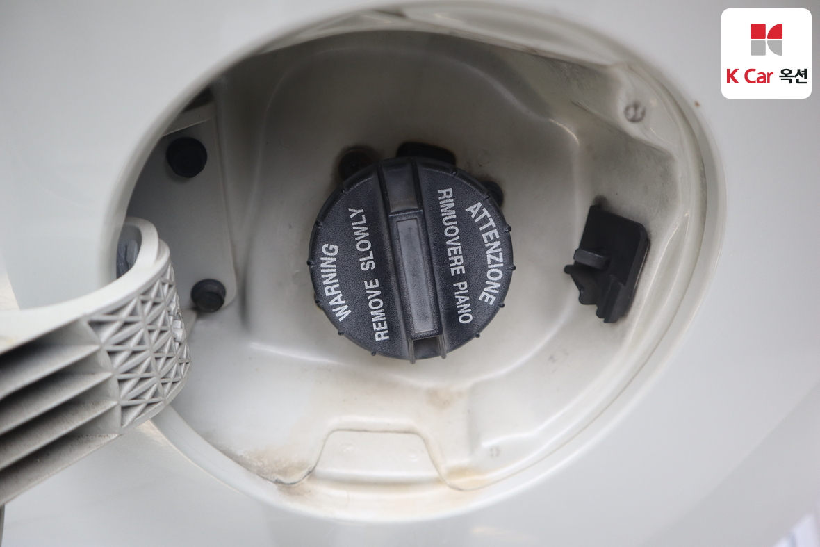 Kia Morning 2012 - Image 23