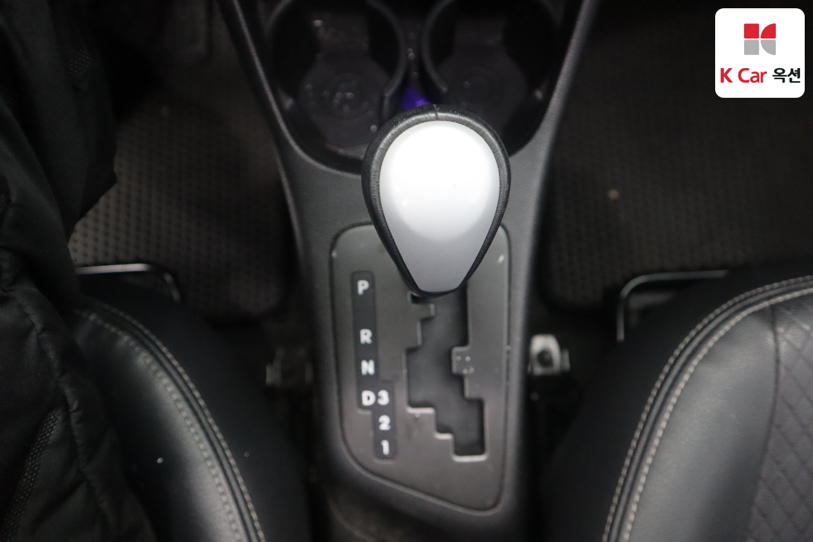 Kia Morning 2012 - Image 15