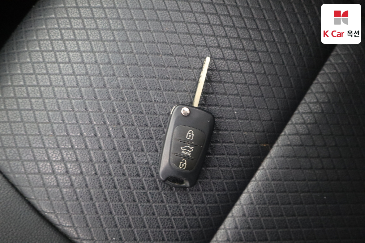 Kia Morning 2012 - Image 17